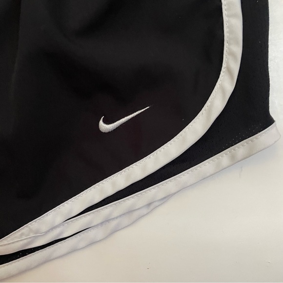 Nike Dri-Fit Athletic Shorts - Picture 3 of 4